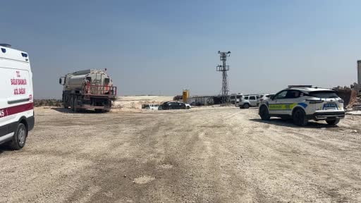 Tünelde çalışan işçiler demir ile iskele arasına sıkıştı: 1 ölü, 5 yaralı