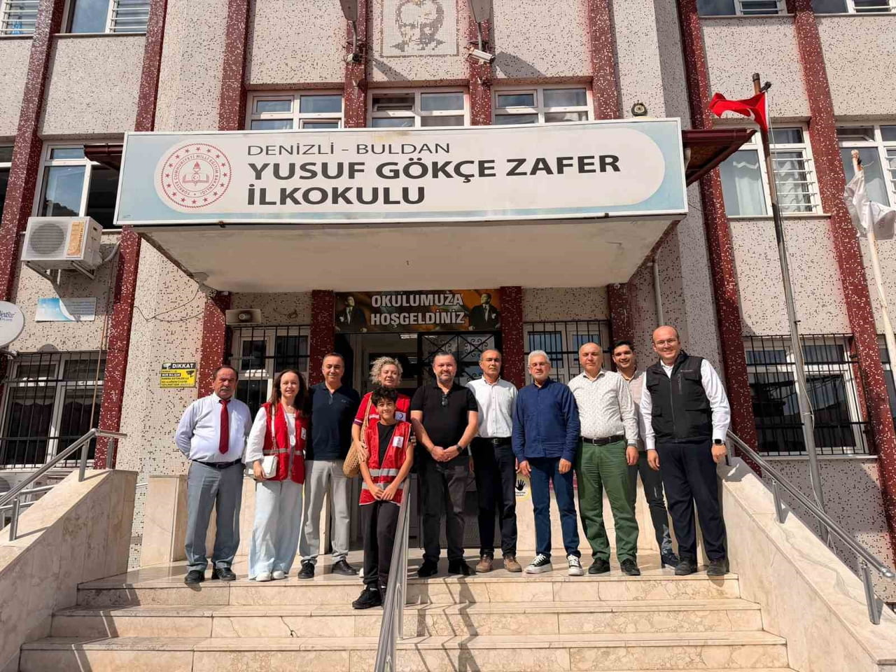 TÜRK KIZILAY BULDAN İLÇE BAŞKANLI, YENİ EĞİTİM-ÖĞRETİM YILI ÖNCESİNDE ÖĞRENCİLERİN OKUL HEYECANINA...
