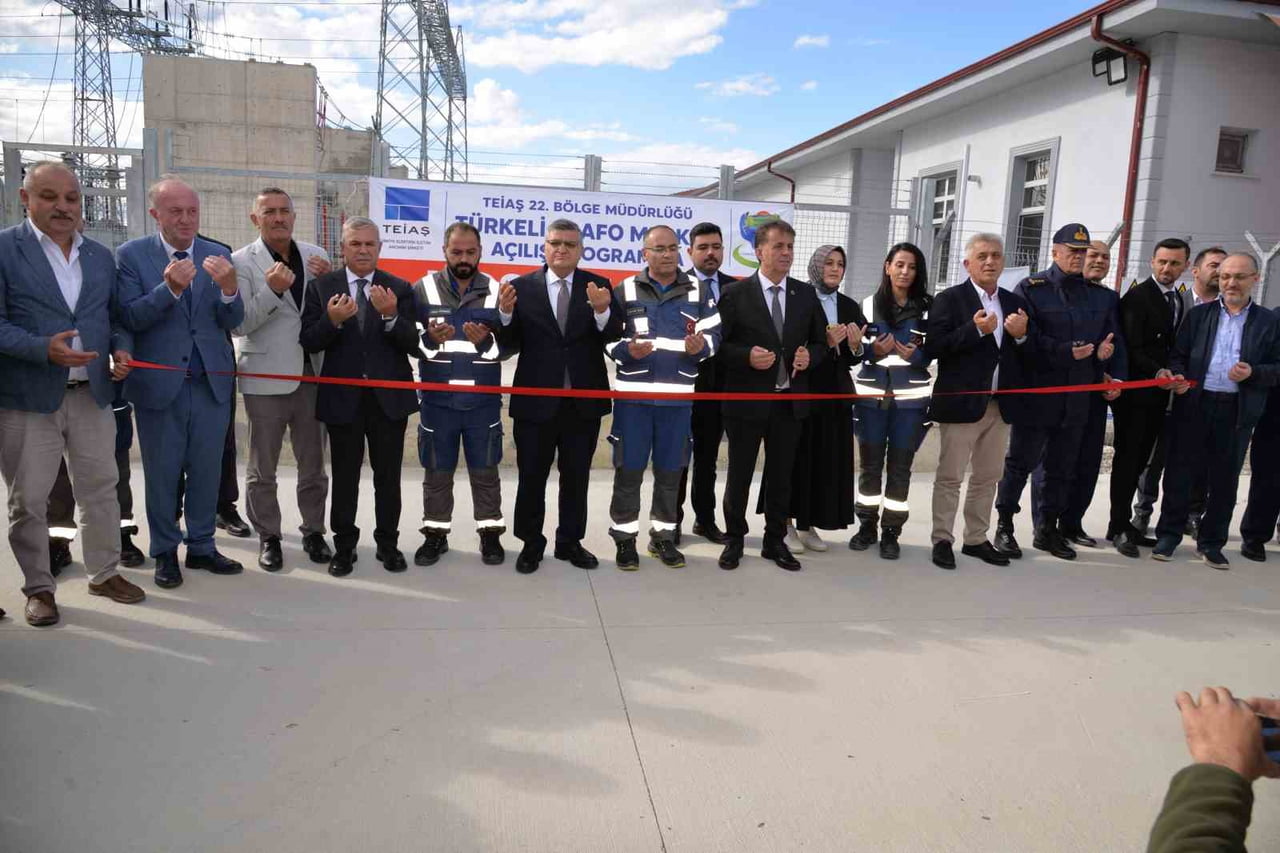 TÜRKELİ’DE TRANSFORMATÖR MERKEZİ HİZMETE AÇILDI SİNOP'UN TÜRKELİ İLÇESİNİN ELEKTRİK ALTYAPISINI...