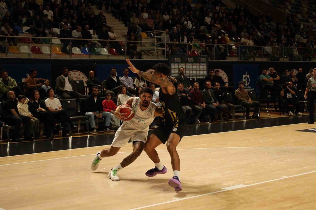 TÜRKİYE BASKETBOL SÜPER LİGİ’NİN İLK HAFTASINDA KÖRFEZ BASKET, KONUK ETTİĞİ ESENLER EROKSPOR’U...