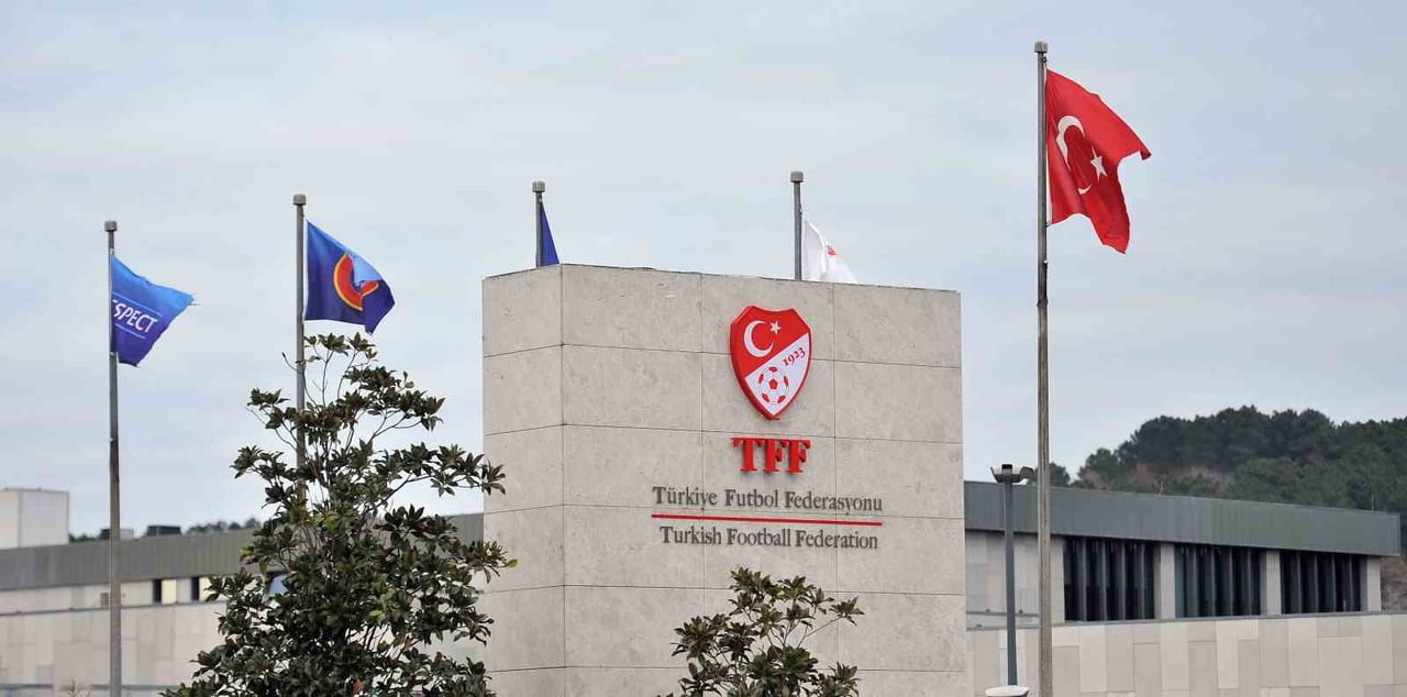 TÜRKİYE FUTBOL FEDERASYONU (ARŞİV)