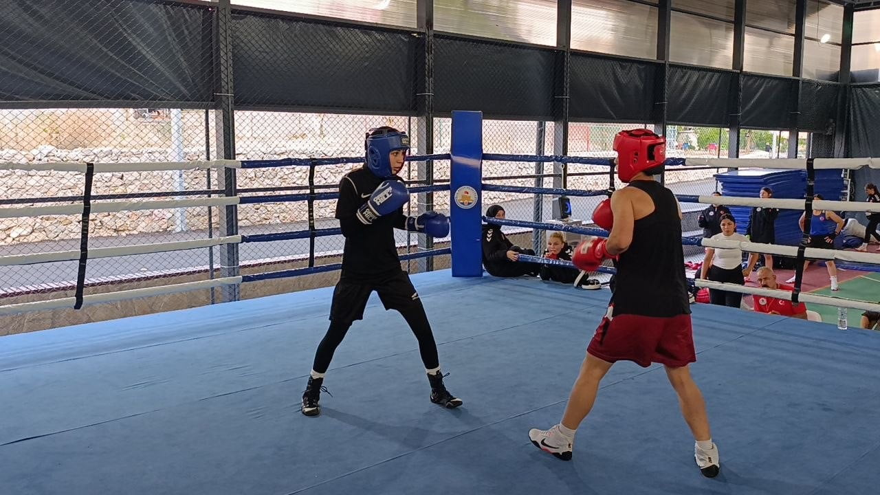 TÜRKİYE GENÇ KADINLAR BOKS MİLLİ TAKIMI, AVRUPA ŞAMPİYONASI, DÜNYA ŞAMPİYONASI İLE GENÇLİK...