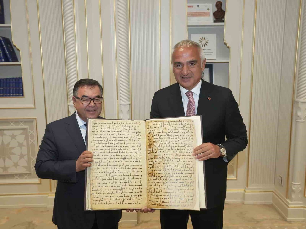 TÜRKİYE İLE ÖZBEKİSTAN ARASINDA KÖKLÜ KÜLTÜREL BAĞLARI YENİ ÇALIŞMALARLA GÜÇLENDİRMEK İÇİN ‘KÜLTÜR...