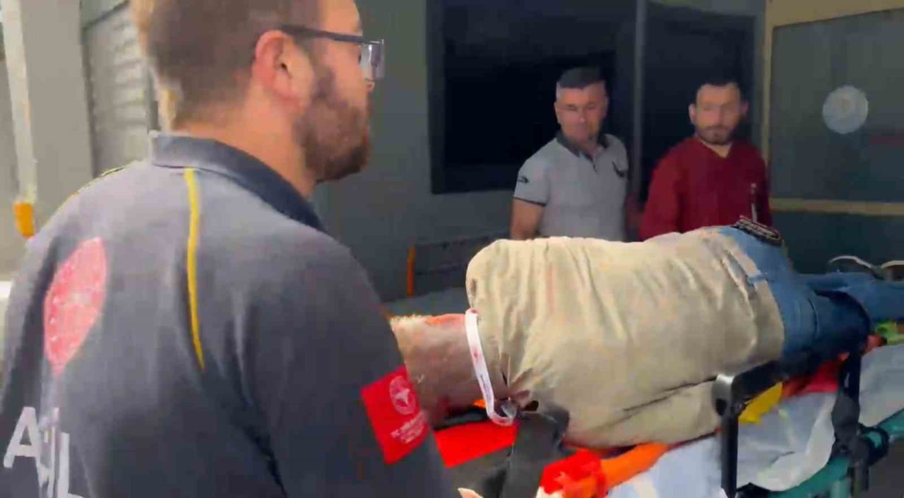UÇAKTA BULUNAN BELÇİKA VATANDAŞI OLDUĞU ÖĞRENİLEN 2 KİŞİNİN SAHİL GÜVENLİK EKİPLERİ TARAFINDAN...