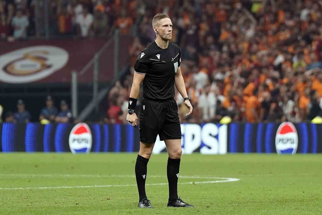 UEFA ŞAMPİYONLAR LİGİ'NİN İLK HAFTASINDA OYNANACAK SPORTİNG-GALATASARAY MAÇINDA NORVEÇLİ HAKEM...