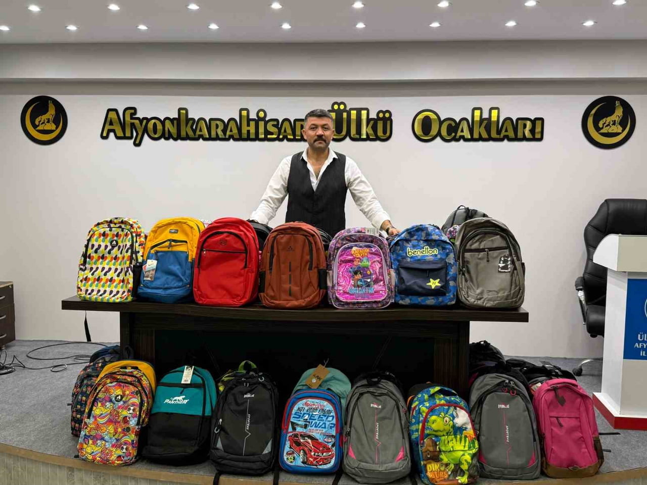 ÜLKÜ OCAKLARI AFYONKARAHİSAR İL BAŞKANLIĞI TARAFINDAN 104 ÖĞRENCİNİN YENİ EĞİTİM ÖĞRETİM YILINA...