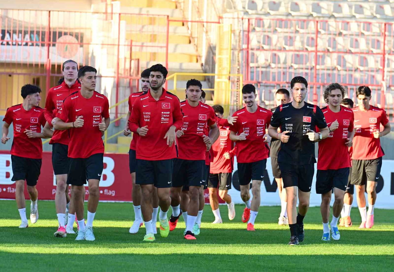 ÜMİT MİLLİ TAKIM, 2027 UEFA AVRUPA U21 ŞAMPİYONASI ELEME GRUBU MAÇINDA UKRAYNA İLE OYNAYACAĞI...