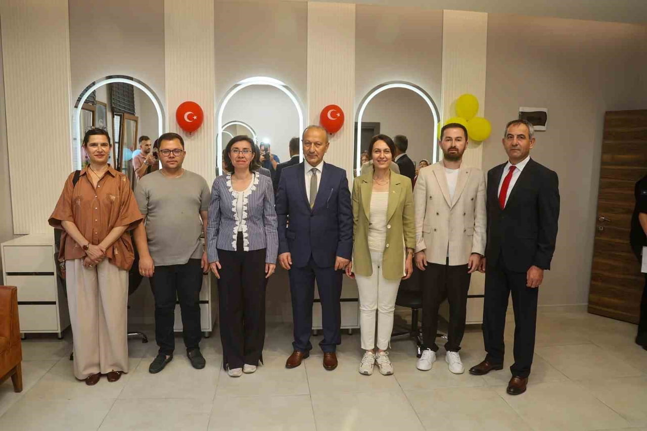 UŞAK BELEDİYESİ TARAFINDAN KADINLARIN KİŞİSEL BAKIM HİZMETLERİNE DAHA UYGUN KOŞULLARDA...
