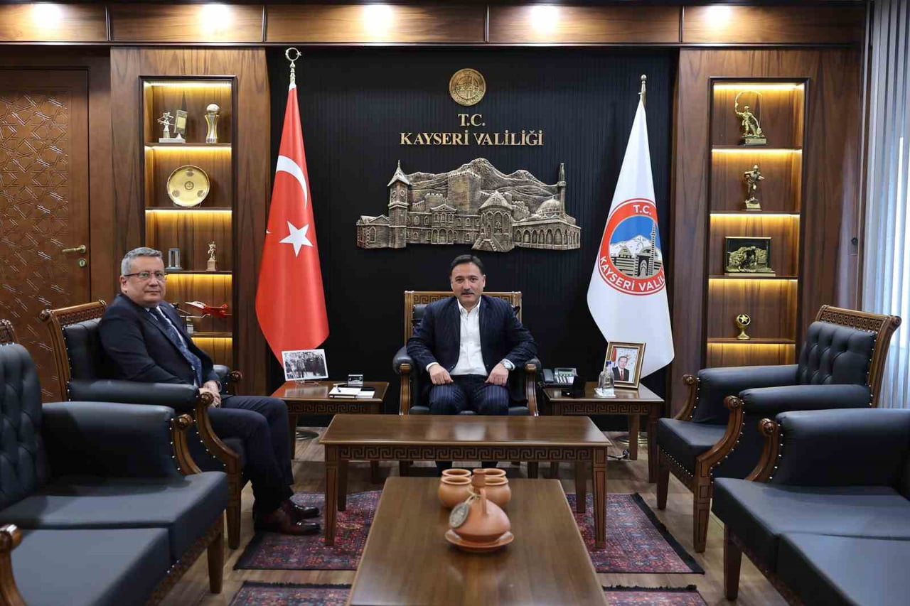 VALİ GÖKMEN ÇİÇEK; ZONGULDAK İL EMNİYET MÜDÜRLÜĞÜ'NDEN KAYSERİ İL EMNİYET MÜDÜRLÜĞÜ'NE ATANAN...