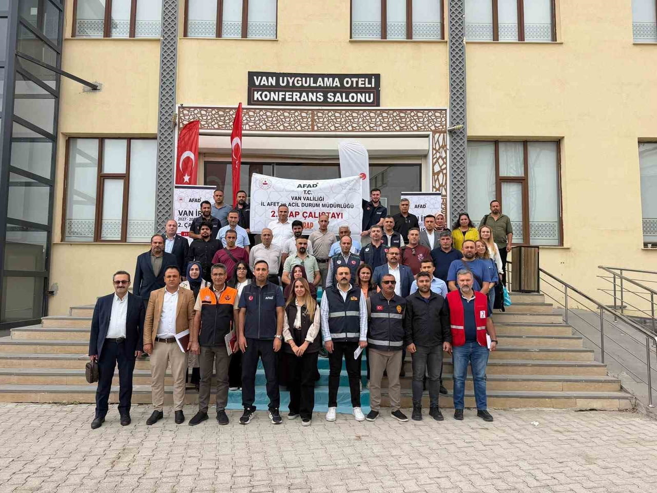VAN AFET VE ACİL DURUM (AFAD) İL MÜDÜRLÜĞÜ EKİPLERİ, İL AFET RİSK AZALTMA PLANI (İRAP) KAPSAMINDA...