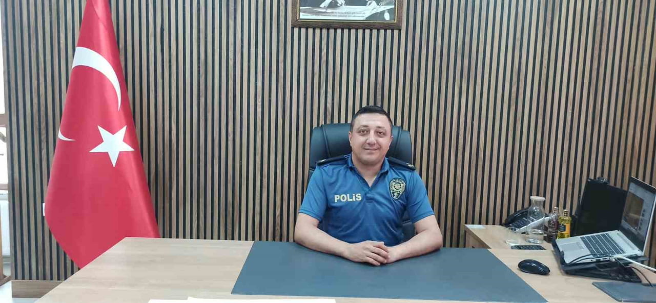 YENİ DEVREK EMNİYET MÜDÜRÜ AÇIKGÖZ İLÇEDE GÖREVE BAŞLADI