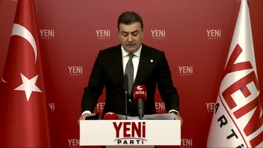 Yeni Parti Sözcüsü Emre: "Türkiye'de Yeni Parti ile Yenilik Partisi'ni karıştıran bir kişi...
