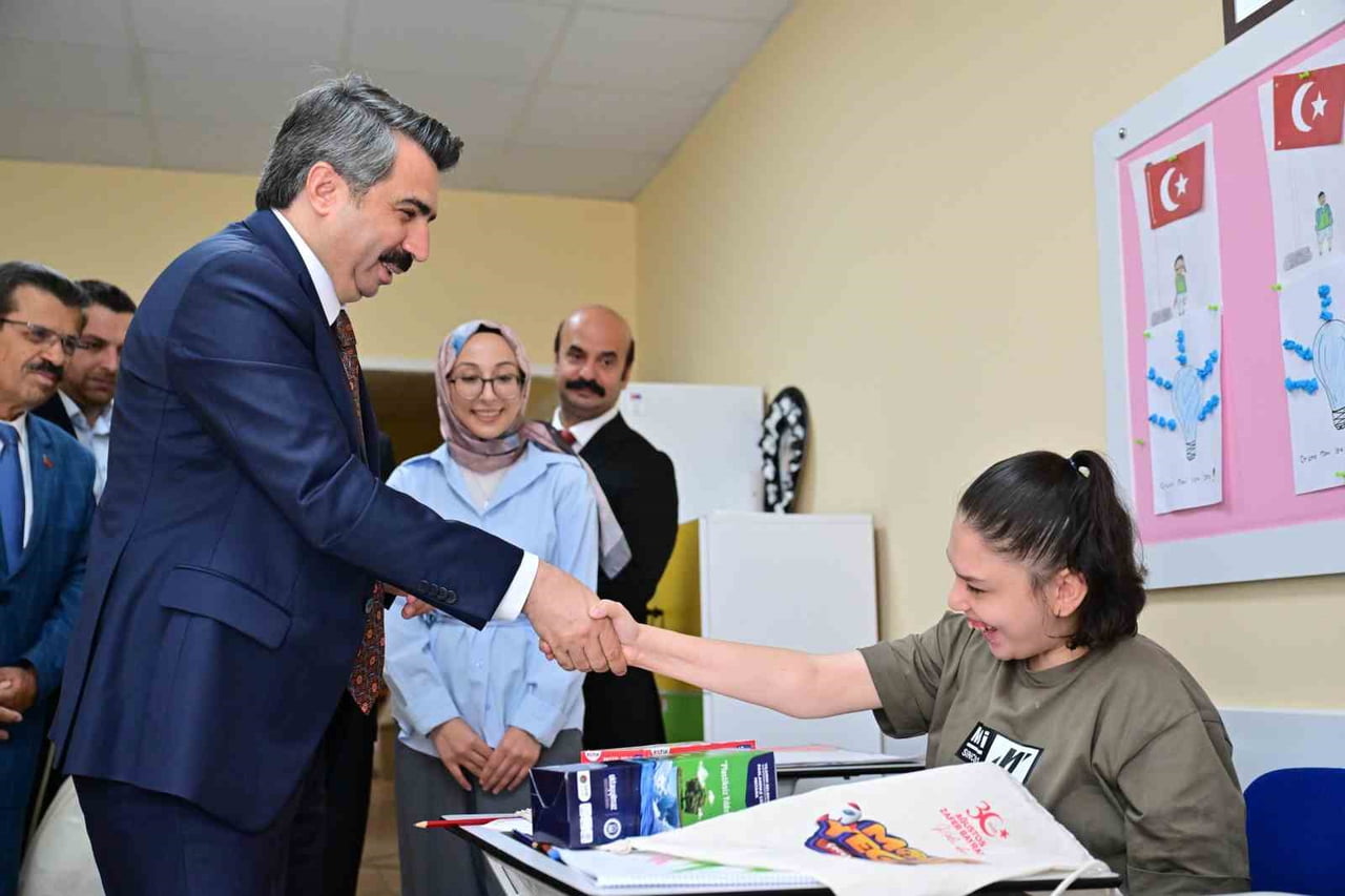 YILDIRIM BELEDİYE BAŞKANI OKTAY YILMAZ, 2026-2027 EĞİTİM ÖĞRETİM YILININ İLK GÜNÜNDE ÖZEL...