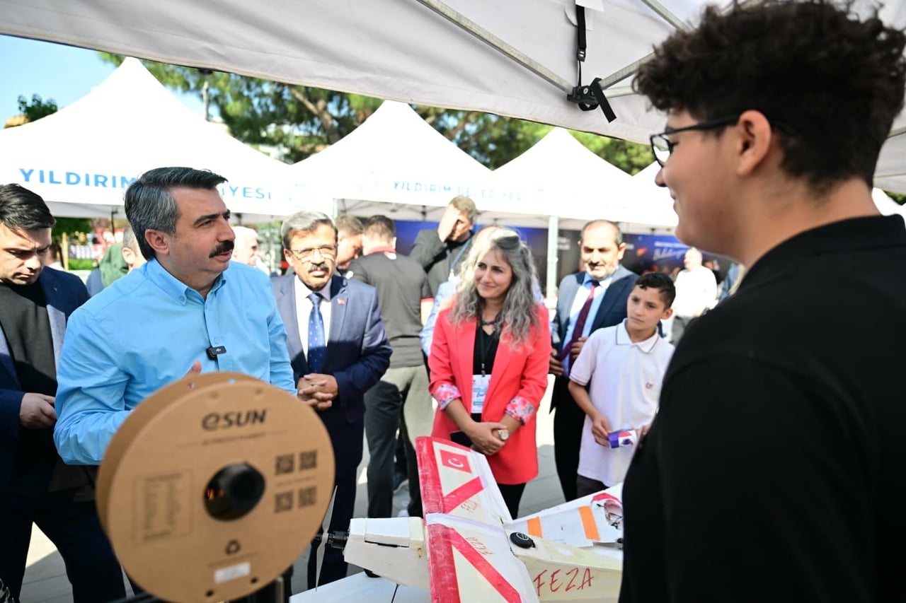 YILDIRIM BELEDİYESİ, BURSA İL MİLLİ EĞİTİM MÜDÜRLÜĞÜ TARAFINDAN BİLİM ŞENLİKLERİ DESTEKLEME...