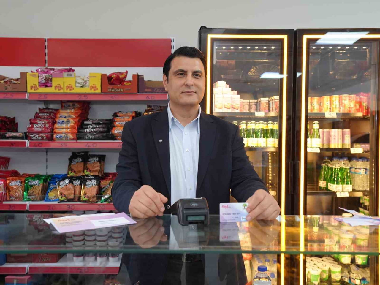 YILMAZ’DAN BİR DESTEK DE LİSELİ ÖĞRENCİLERE