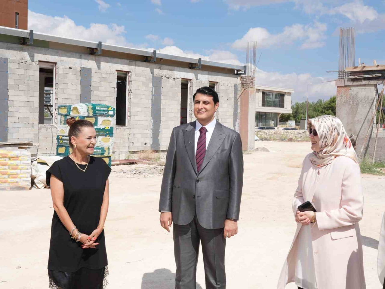 YILMAZ’DAN GAZİANTEP OTİZM VAKFI OKULU’NA ZİYARET