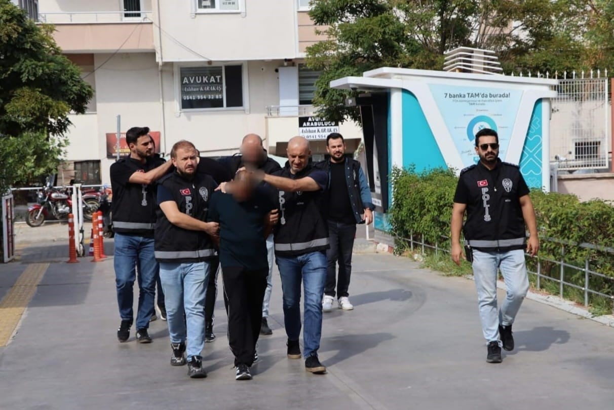 YÜRÜTÜLEN ÇALIŞMADA YAKALANAN 3 ŞÜPHELİDEN 2’Sİ TUTUKLANDI.