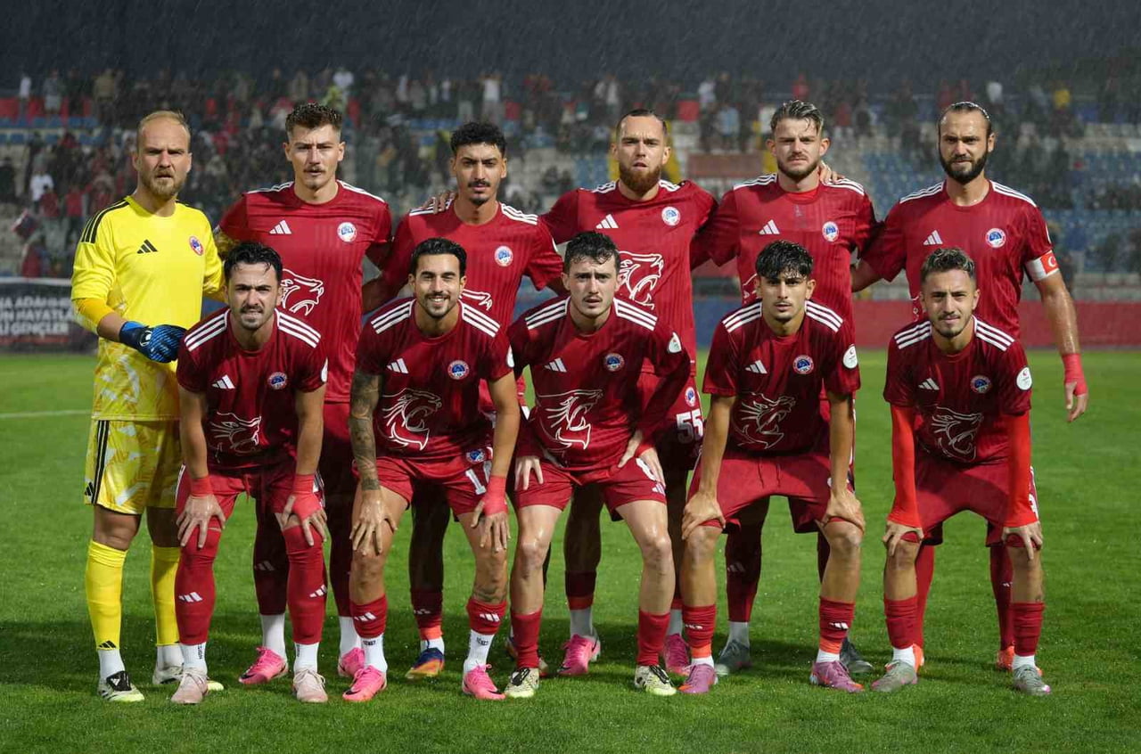 ZİRAAT TÜRKİYE KUPASI 1. ELEME TURU'NDA KIRIKKALE FK, SAHASINDA KARŞILAŞTIĞI EJDEROĞLU KIRŞEHİR...