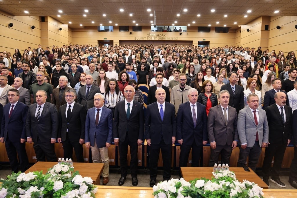 ZONGULDAK BÜLENT ECEVİT ÜNİVERSİTESİNDE (BEUN) 2026-2027 AKADEMİK YILI ORYANTASYON PROGRAMI...