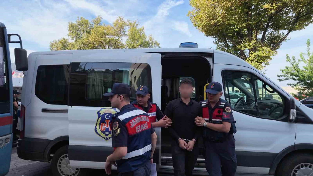 ZONGULDAK’TA 19 YAŞINDAKİ CELAL CAN ER’İN BIÇAKLANARAK ÖLDÜRÜLDÜĞÜ CİNAYETİN SANIĞI Y.C. HAKİM...
