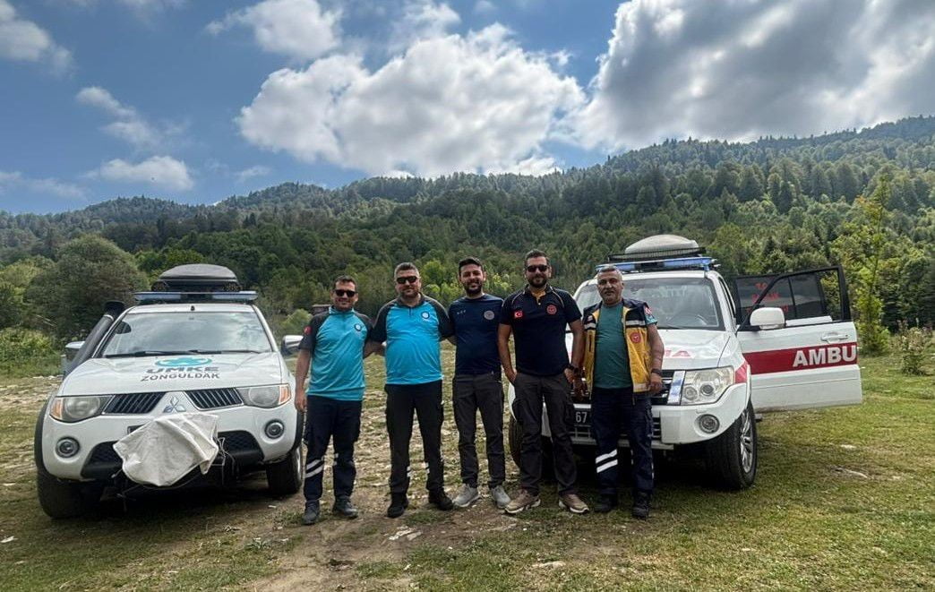 ZONGULDAK UMKE TRANSANATOLİA RALLİSİ'NDE SAĞLIK GÜVENCESİ OLDU