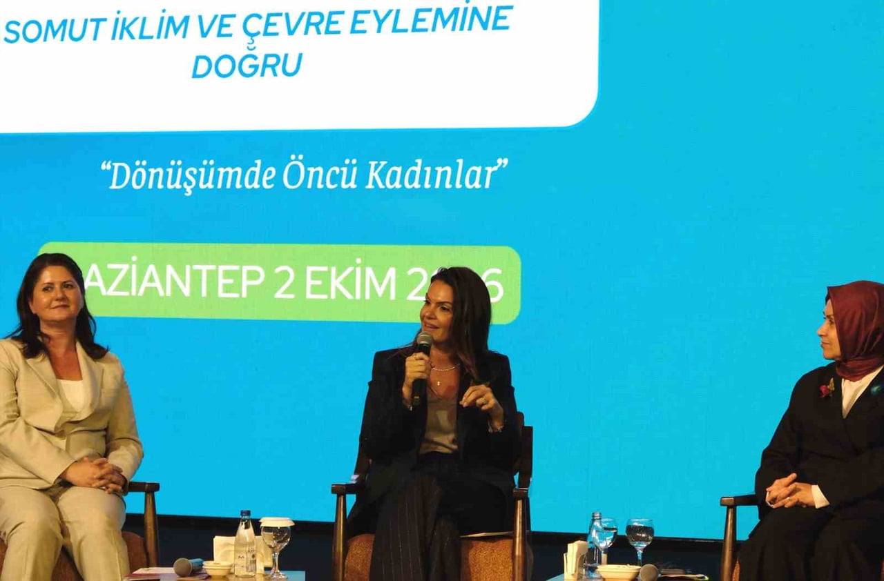 'YÖNETEN KADIN LİDERLER FORUMU’NDA KONUŞAN AKYÜREK BALTA, TÜRKİYE SANAYİSİNİN YEŞİL DÖNÜŞÜM...