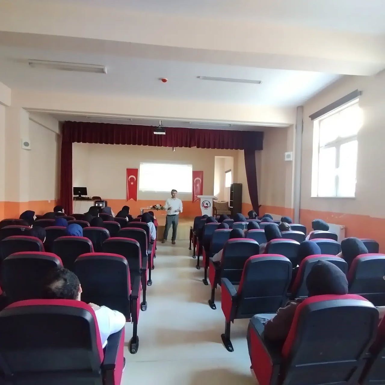 12. SINIF ÖĞRENCİLERİNE YKS VE TERCİH SÜRECİ ANLATILDI