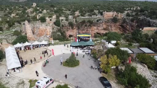 2 bin 300 yıllık tarihin içinden Türküler yükseldi