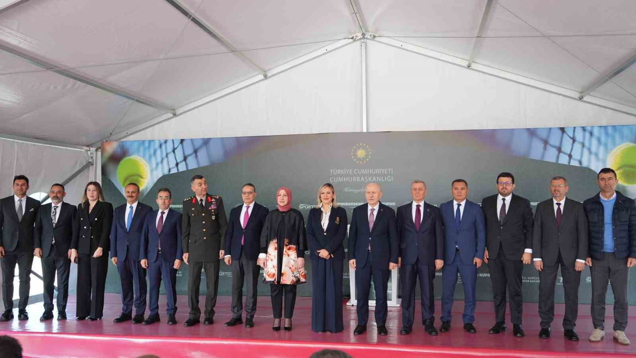 2. CUMHURBAŞKANLIĞI TENİS KUPASI'NIN 19-23 EKİM TARİHLERİ ARASINDA GERÇEKLEŞTİRİLMEK ÜZERE AÇILIŞI...