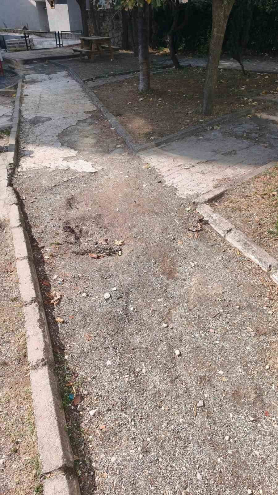 32 EVLER PARKI BAKIMSIZLIĞIYLA DİKKAT ÇEKTİ