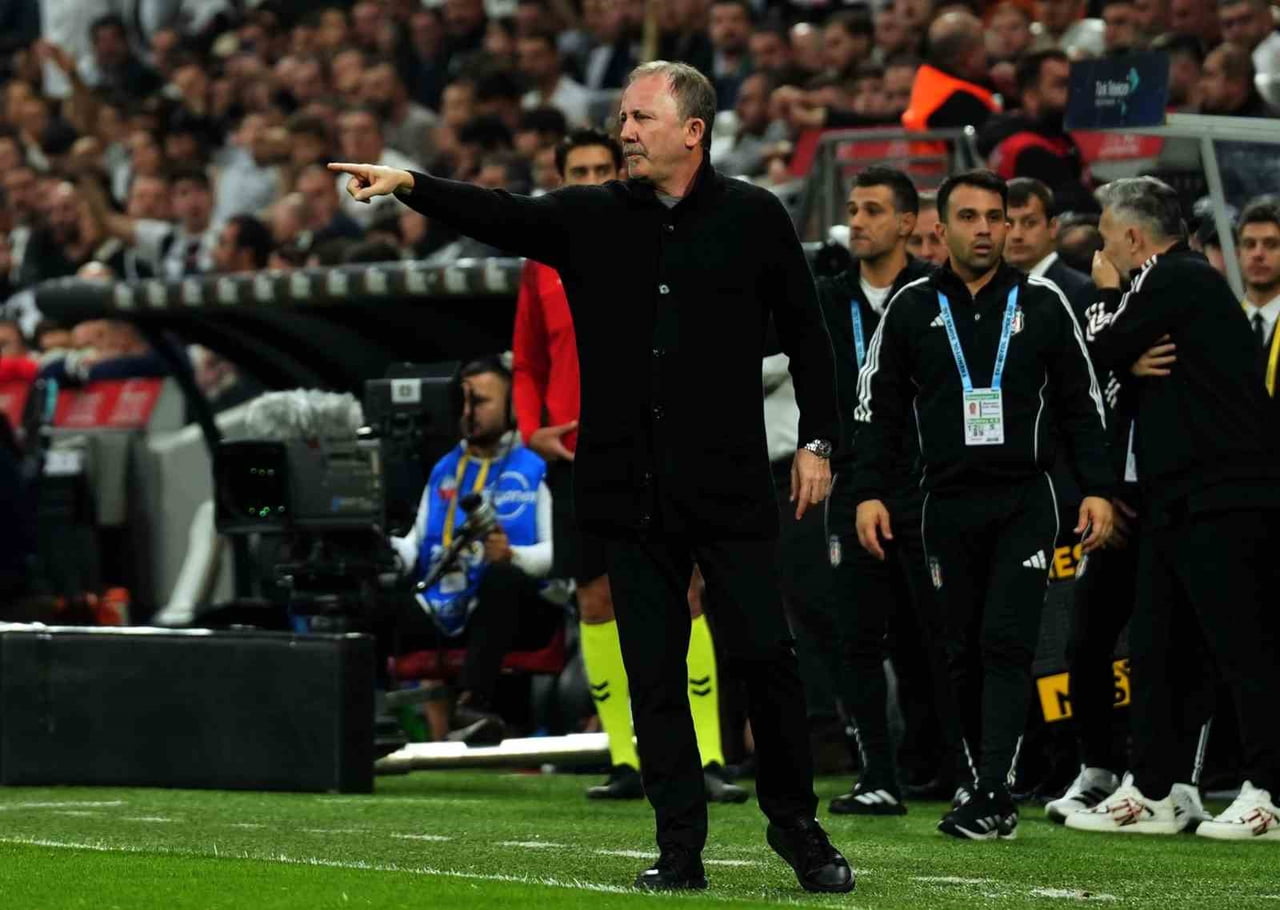 A MİLLİ FUTBOL TAKIMI TARİHİNİN 47. TEKNİK DİREKTÖRÜ SERGEN YALÇIN OLDU.