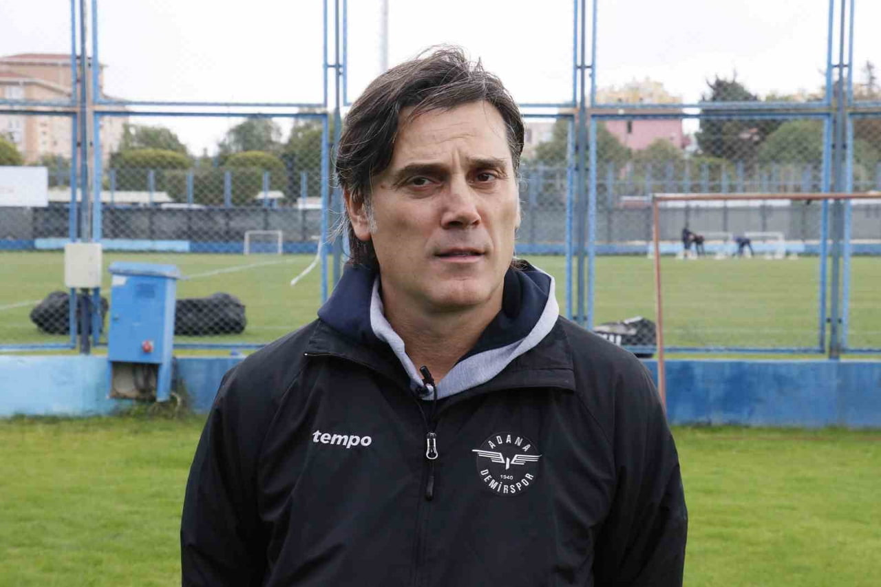 A MİLLİ FUTBOL TAKIMI TEKNİK DİREKTÖRÜ VİNCENZO MONTELLA, ADANA DEMİRSPOR'DAN ALACAĞI 330 BİN...