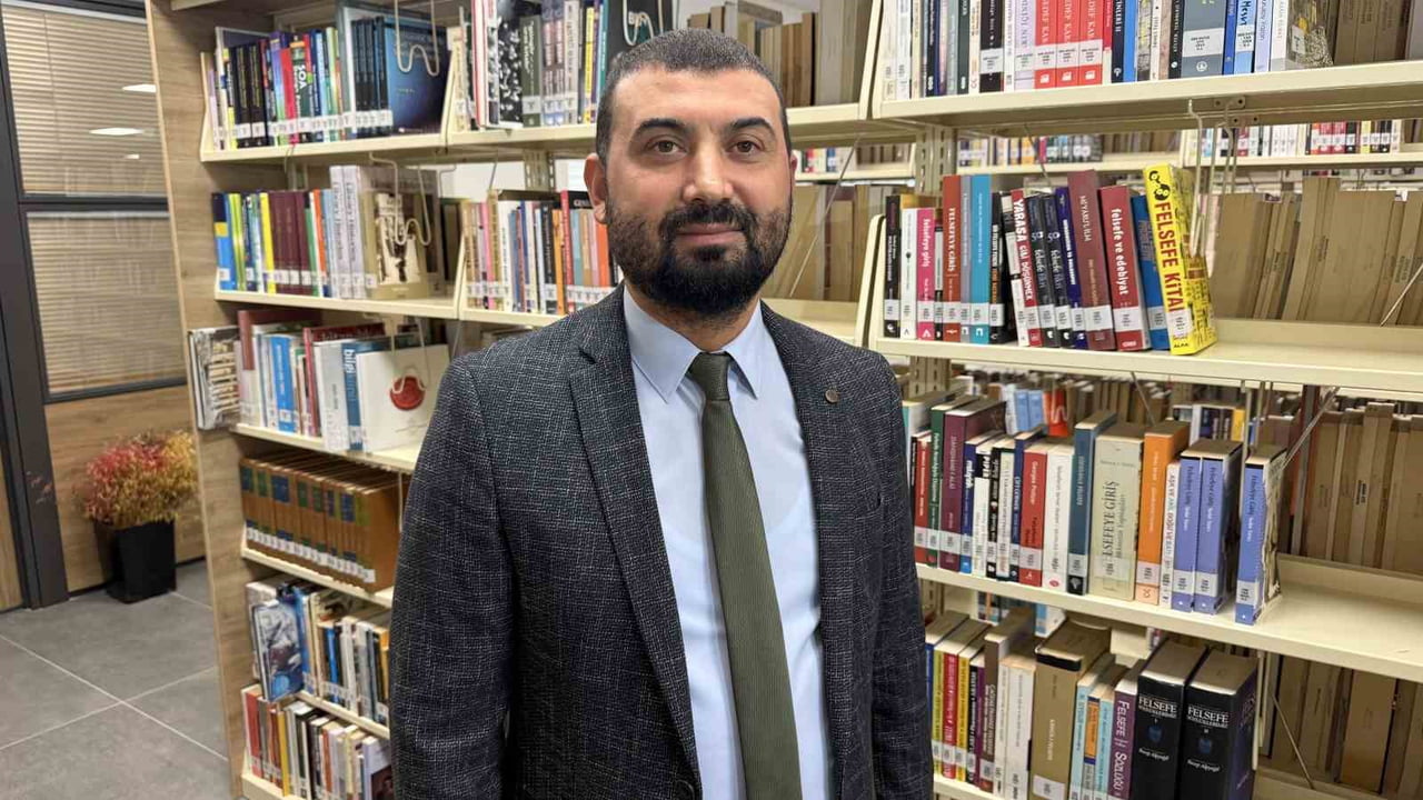 ADANA ALPARSLAN TÜRKEŞ BİLİM VE TEKNOLOJİ ÜNİVERSİTESİ'NDEN DOÇ. DR. BERAT AKINCI