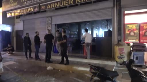 Adana’da iş yerine silahlı saldırı: 16 yaşındaki çocuk başından vuruldu