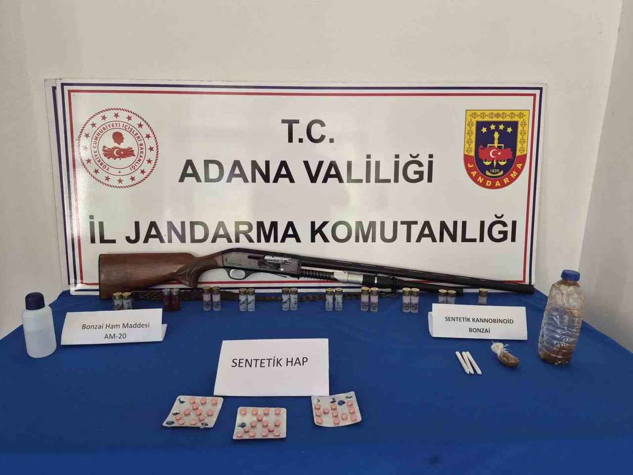 ADANA’DA UYUŞTURUCU TİCARETİ VE UYUŞTURUCU KULLANIMININ ÖNLENMESİNE YÖNELİK DÜZENLENEN OPERASYONDA...