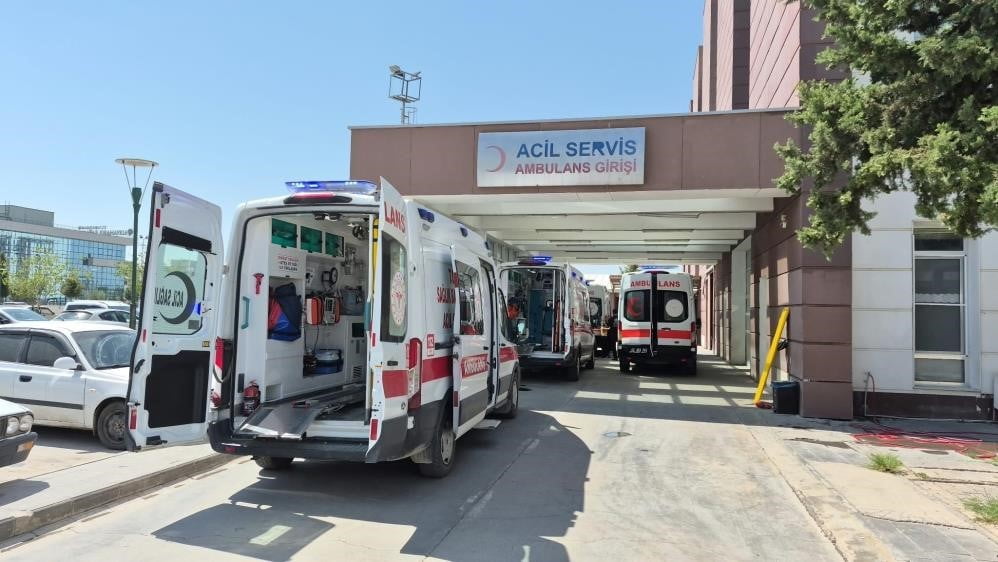 ADIYAMAN’DA, İKİ ARKADAŞ ARASINDAKİ BIÇAKLI ŞAKALAŞMA SONUCU 1 KİŞİ YARALANDI.