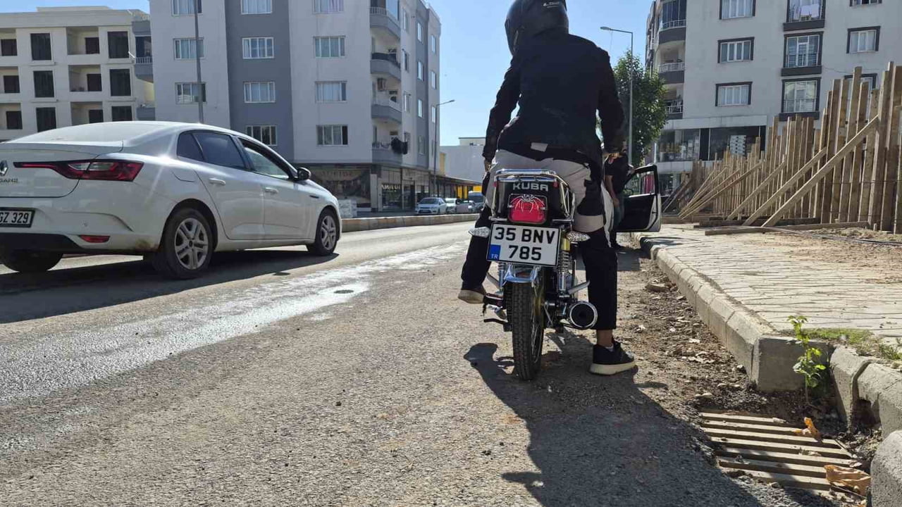 ADIYAMAN’DA MOTOSİKLETİN DEVRİLMESİ SONUCU 1 KİŞİ YARALANDI.