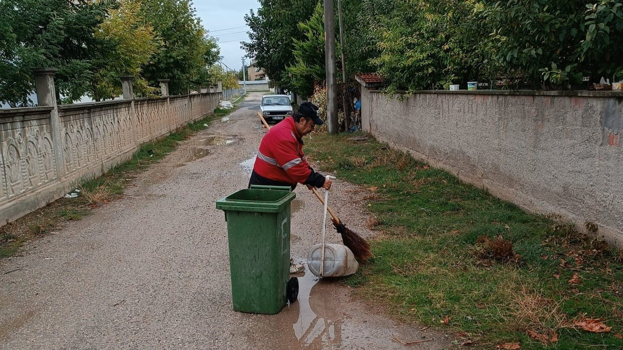 AFYONKARAHİSAR BOLVADİN BELEDİYESİ, İLÇE GENELİNDE DAHA TEMİZ VE YAŞANABİLİR BİR ÇEVRE OLUŞTURMAK...