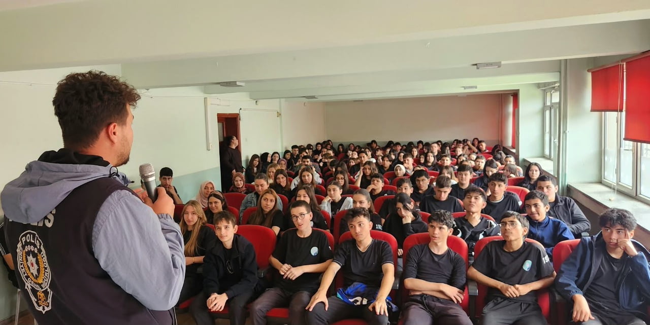 AFYONKARAHİSAR İL EMNİYET MÜDÜRLÜĞÜ SİBER SUÇLARLA MÜCADELE ŞUBE MÜDÜRLÜĞÜ EKİPLERİ TARAFINDAN...