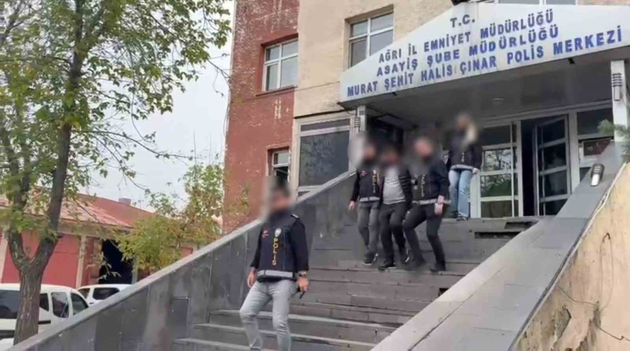 AĞRI’DA 21 YIL 2 AY HAPİS CEZASI BULUNAN FİRARİ YAKALANDI