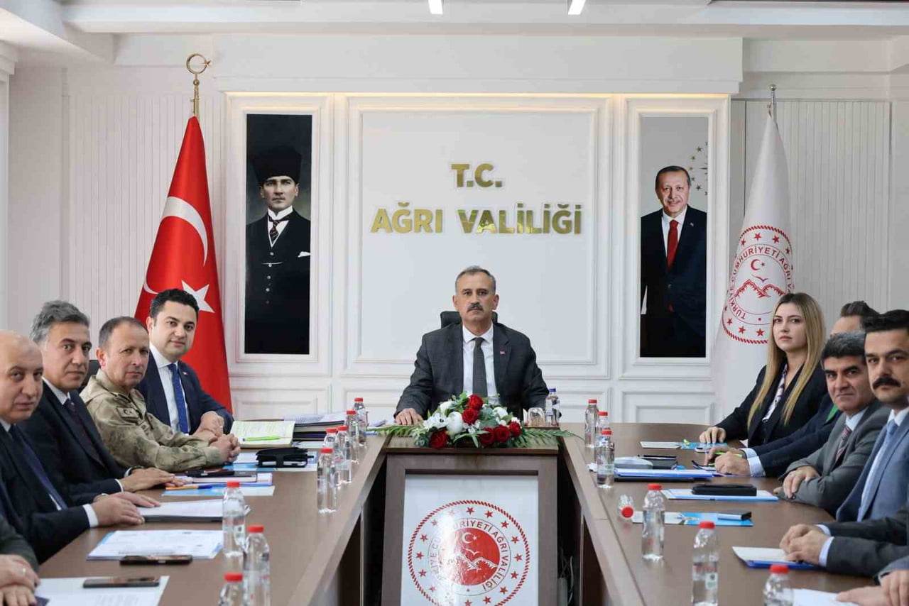 AĞRI’DA EĞİTİM GÜVENLİĞİ TOPLANTISI GERÇEKLEŞTİRİLDİ