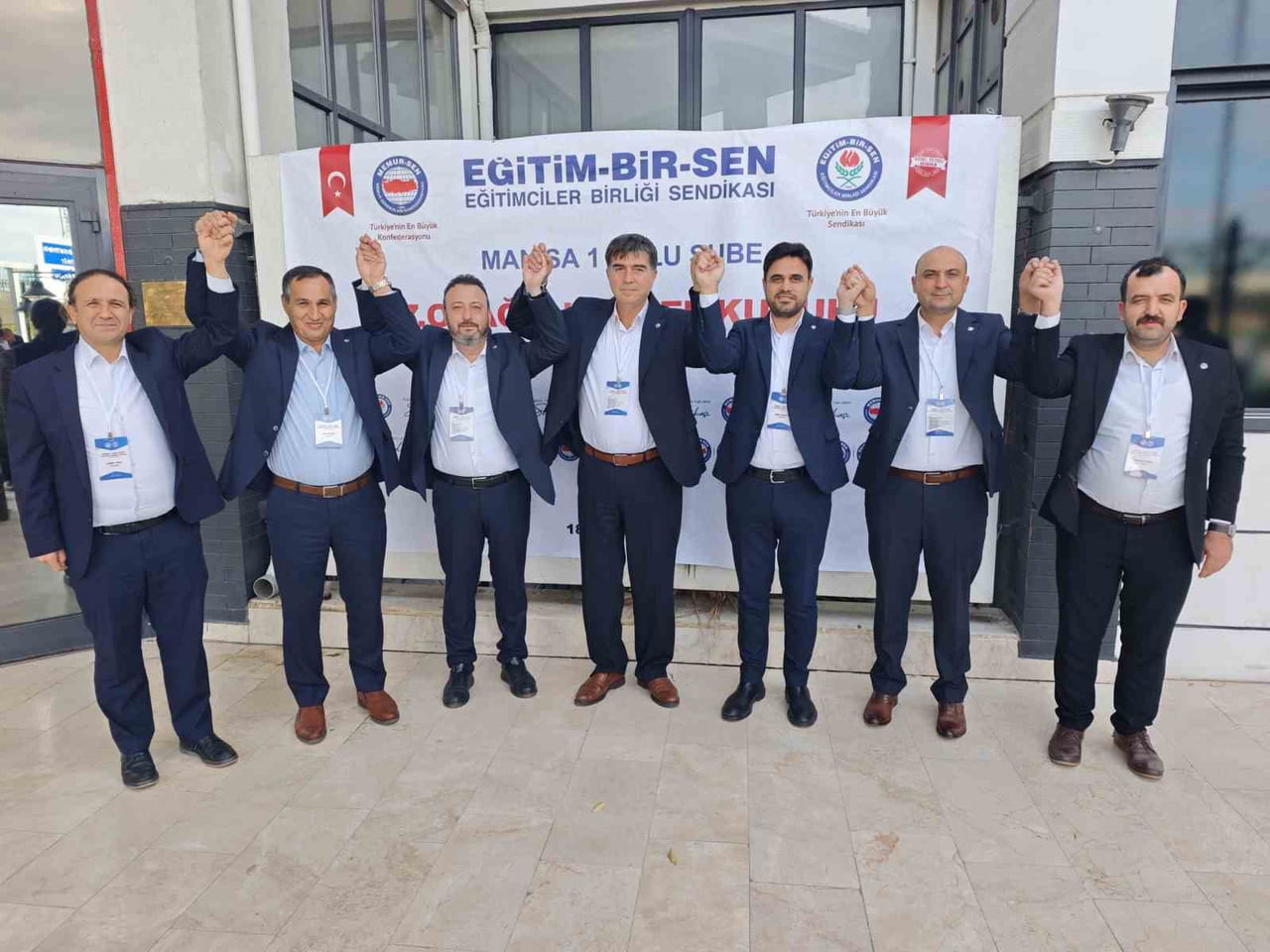 AHMET YASAV ŞUBE BAŞKANI, ÖZGÜR EMEKSİZ ŞUBE SEKRETERİ, ALİ OSMAN COŞKUN TEŞKİLATLANMADAN SORUMLU...