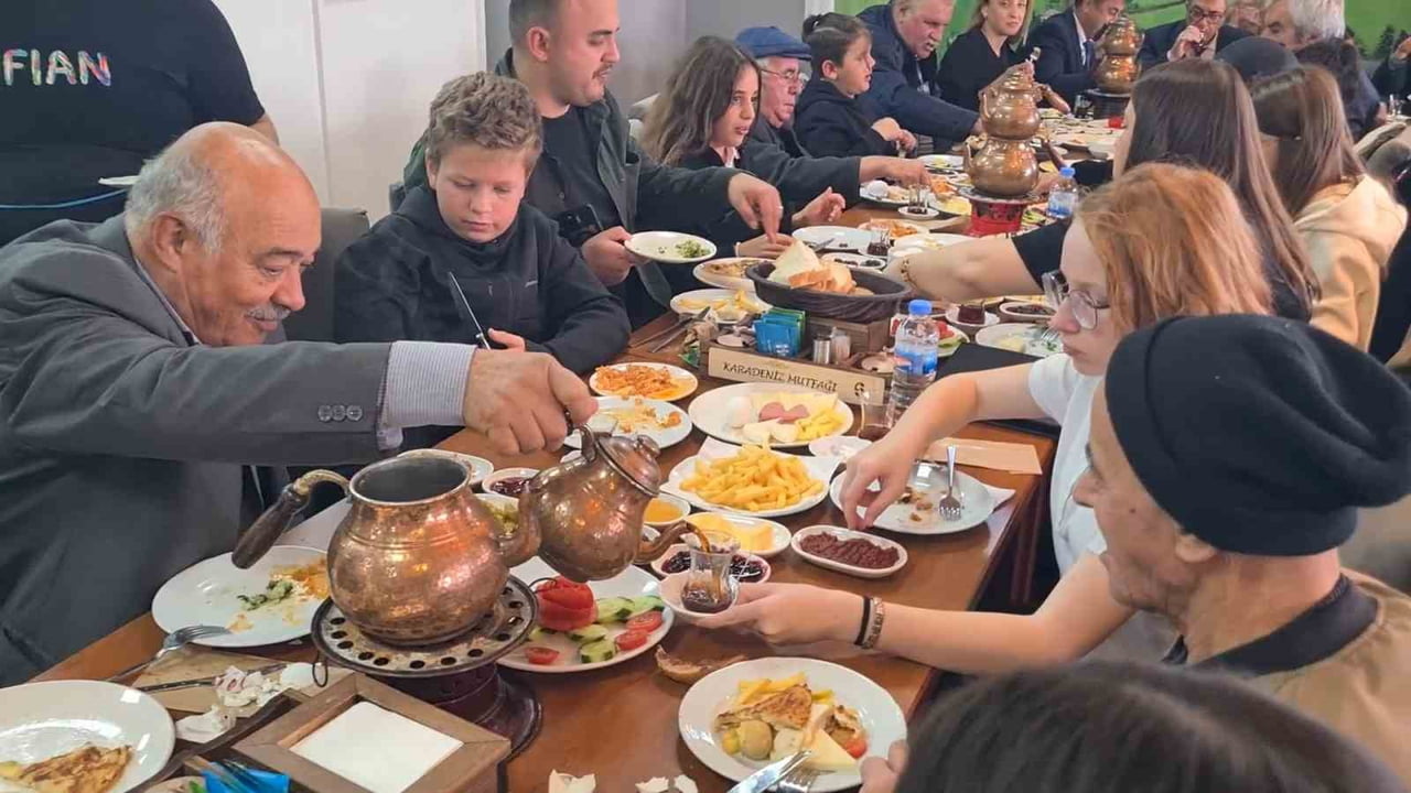 AİLE VE SOSYAL HİZMETLER BAKANLIĞININ 'İYİLİKVAR' PROJESİ KAPSAMINDA, TEKİRDAĞ AİLE VE SOSYAL...