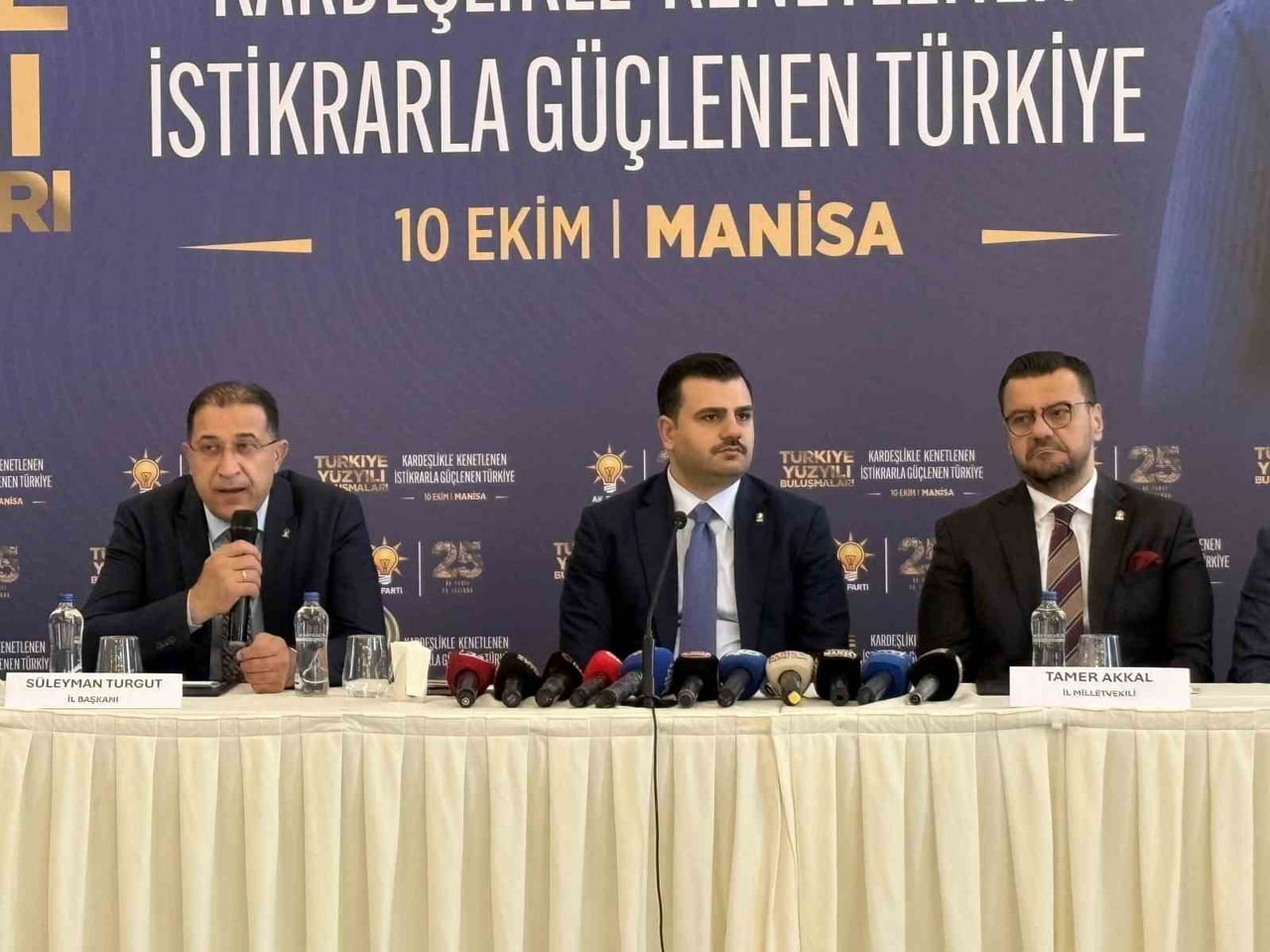 AK PARTİ GENEL BAŞKAN YARDIMCISI GENEL SEKRETER İZMİR MİLLETVEKİLİ EYYÜP KADİR İNAN, TÜRKİYE...