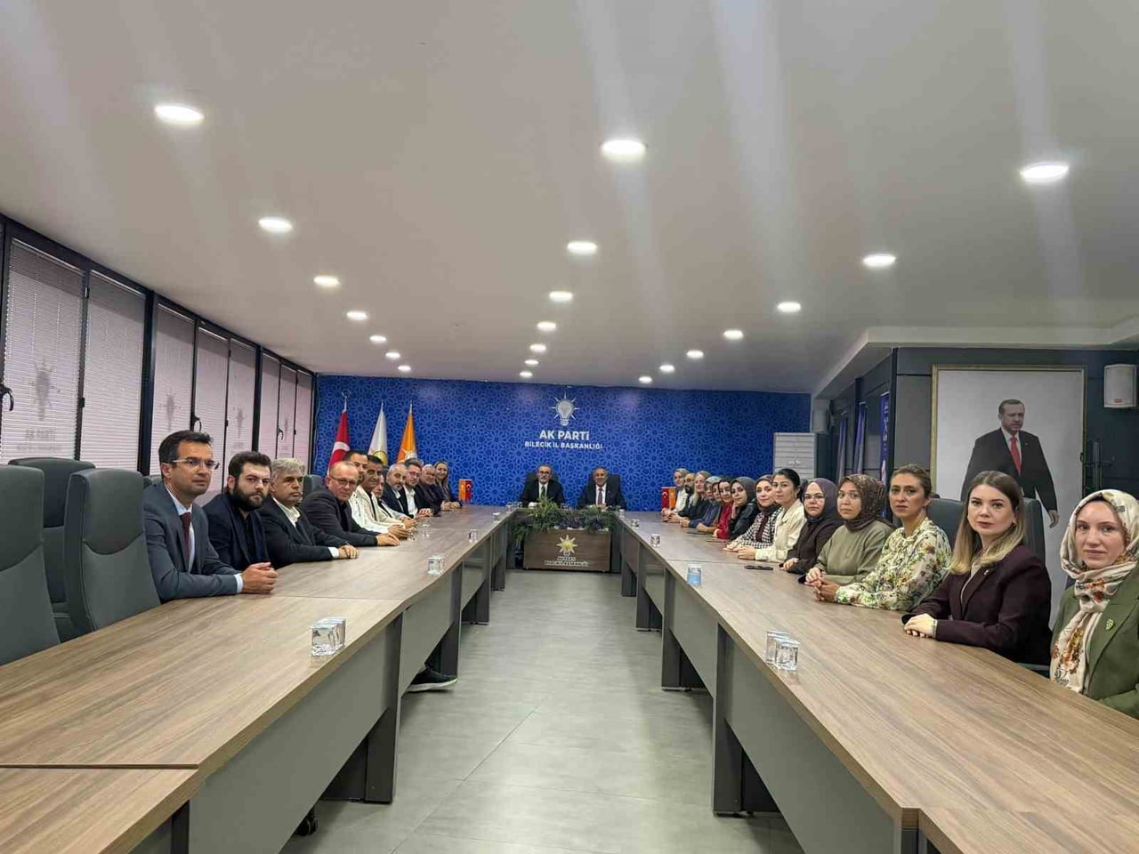 AK PARTİ GENEL MERKEZ MERKEZ KARAR VE YÖNETİM KURULU (MKYK) ÜYESİ, ÖNCEKİ DÖNEM KÜLTÜR VE TURİZM...