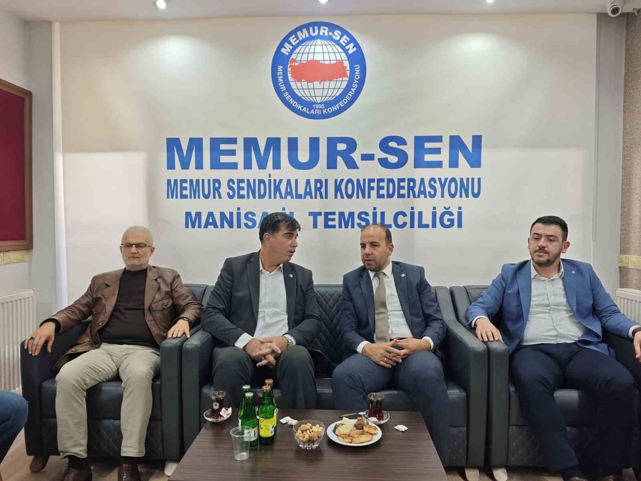 AK PARTİ GENEL MERKEZ TEŞKİLAT BAŞKANLIĞI TEŞKİLAT KOORDİNATÖRÜ SELİM GÜLTEKİN, MEMUR-SEN MANİSA...