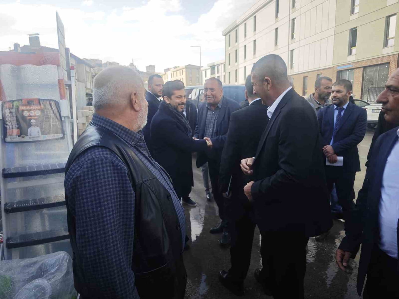 AKÇADAĞ ÇARŞISI’NDA ESNAFIN TALEPLERİ DEĞERLENDİRİLDİ