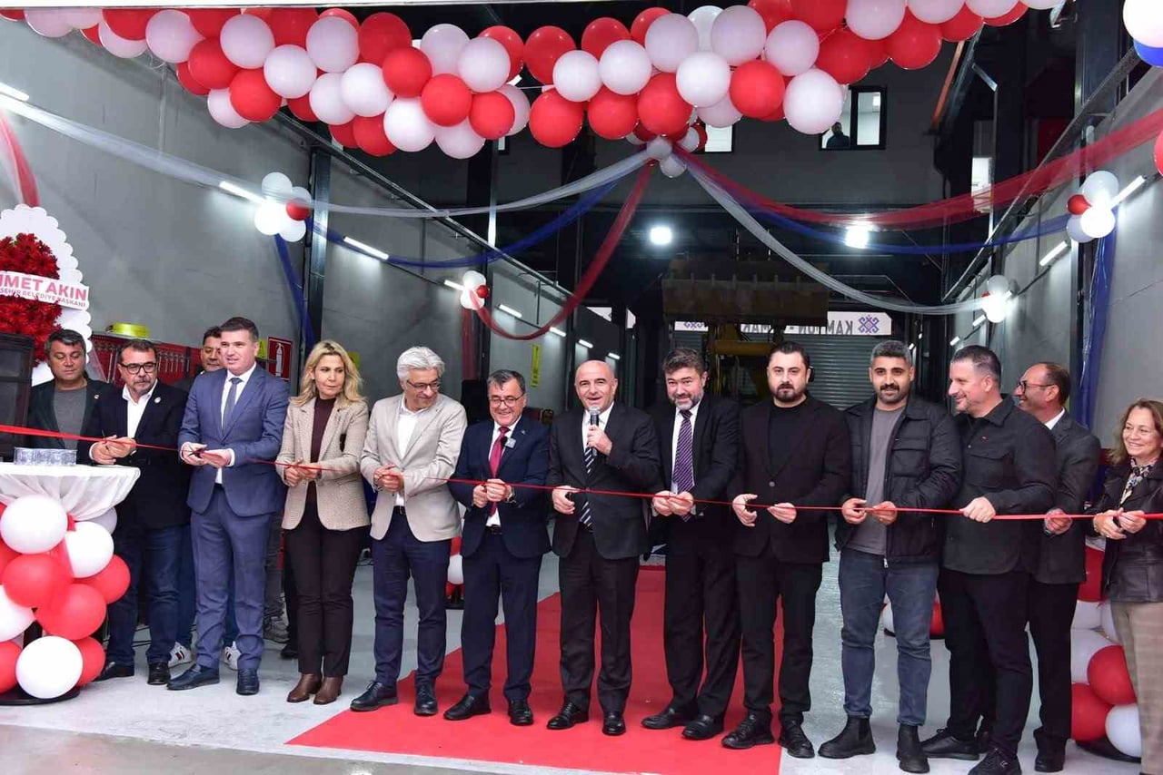 ALTIEYLÜL BELEDİYESİ TARAFINDAN YAPIMI TAMAMLANAN ARAÇ BAKIM VE ONARIM HİZMET BİNASI'NIN AÇILIŞI...