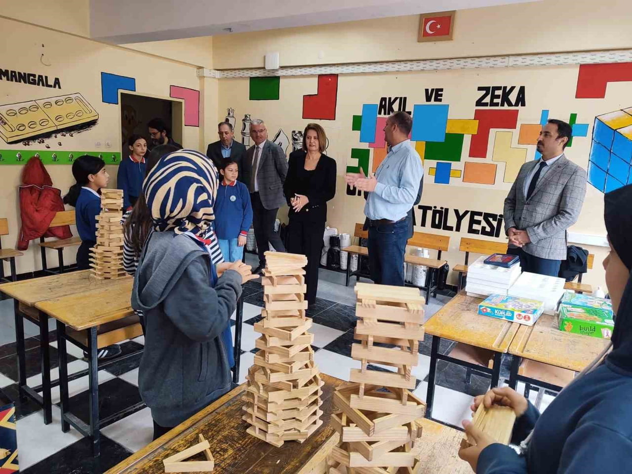ALTINTAŞ ÇAYIRBAŞI ŞEHİT YAŞAR ÇAKIR ORTAOKULUNDA BİLİM VE TARIM BULUŞMASI