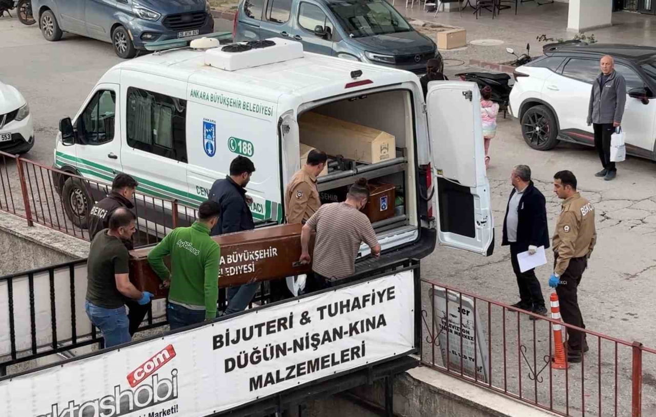 ANKARA’DA BOŞANDIĞINI KARISINI TABANCAYLA ÖLDÜREN ESKİ KOCASI CİNAYETİN ARDINDAN AYNI SİLAHLA...